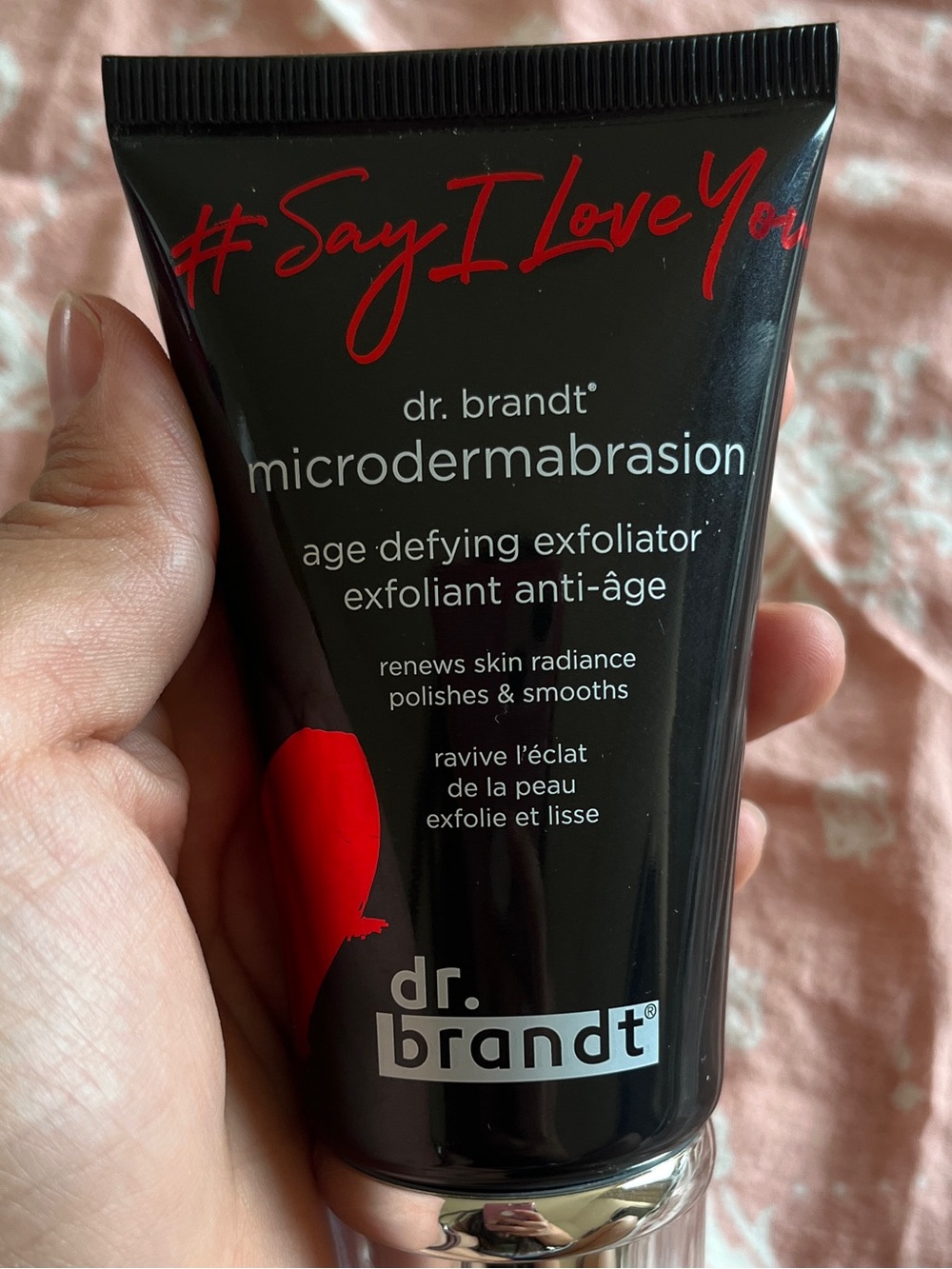 Dr. Brandt Microdermabrasion Exfoliator - Black & Red